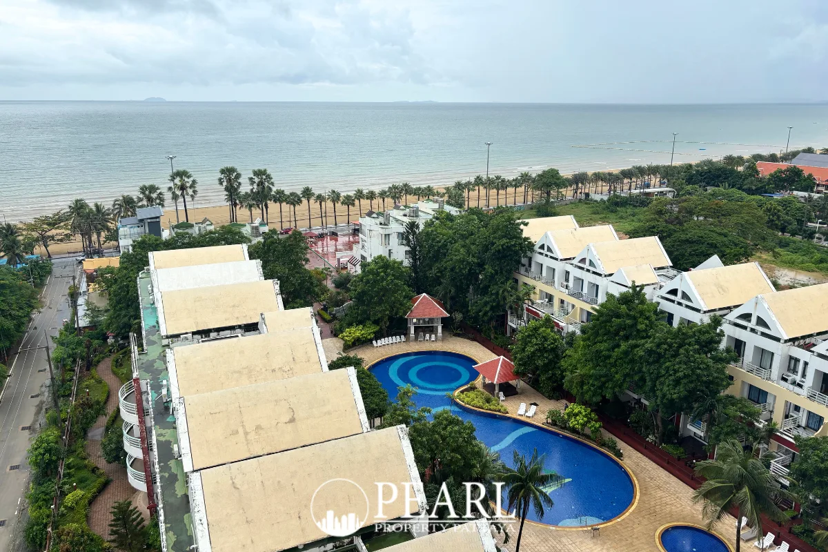 1 Bedroom Condo for Sale in Metro Jomtien Condotel bathroom with shower and toilet